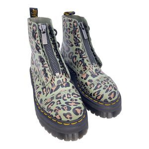 Dr. Martens Sinclair Distorted Leopard Camo Green Platform Boots Women Size 7